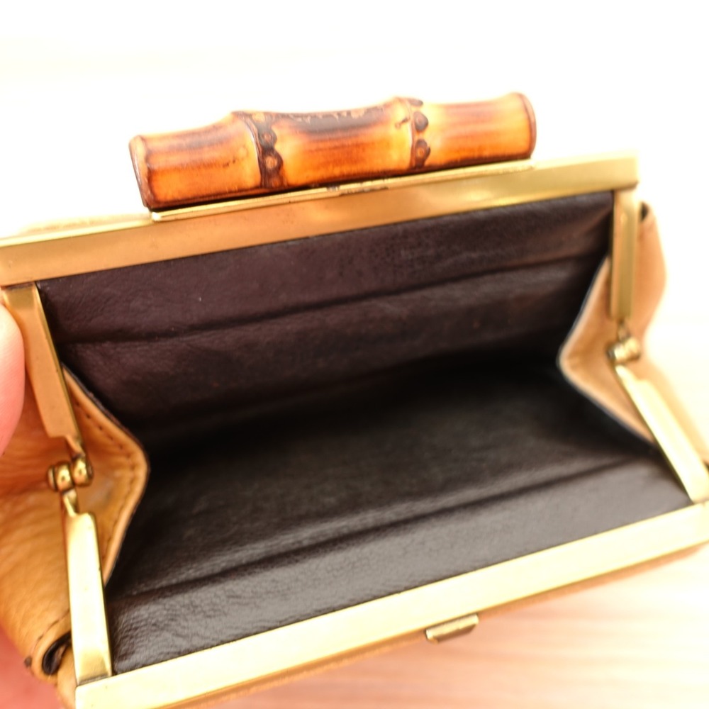 Vintage GUCCI Coin Purse Tan Bamboo Clasp Italian Pebbled Leather Wallet Pouch - Picture 2 of 14